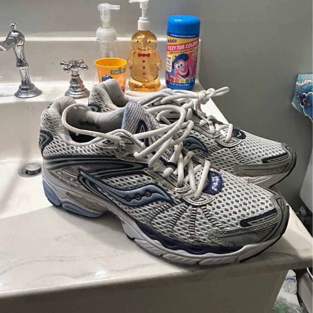Saucony ProGrid Mesh Breathable White Blue Silver Lace Up Running Shoes, Womens